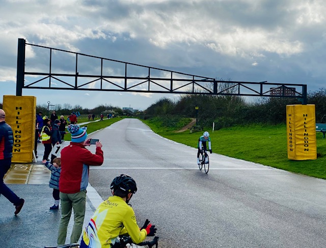 Leon wins at Hillingdon